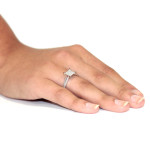 Dazzling Yaffie 3/8ct TDW White Gold Diamond Engagement Ring