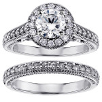 Sparkling in Love: Yaffie White Gold 1.75ct Diamond Halo Bridal Set
