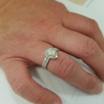 Yaffie Pear-shaped Halo Diamond Ring Set with 1 1/10 carats of White Gold for Engagement and Weddings