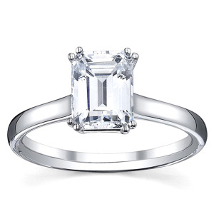 Elevate your love with a Yaffie White Gold Diamond Solitaire Engagement Ring (1ct TDW)
