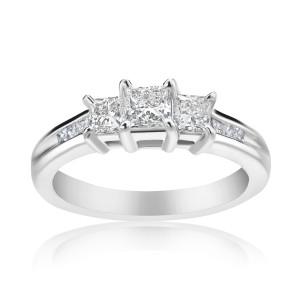 Stunning Yaffie 3-Stone Princess Diamond Ring with 1/2ct TDW in White Gold