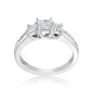 Sparkle in Style with Yaffie White Gold 1ct 3-Princess Cut Ring