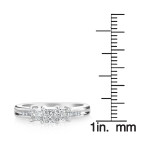 Magnificent Yaffie 1ct TDW 3-stone Princess Diamond Ring in White Gold