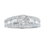 Yaffie Anika and August White Gold Diamond Ring Shines with 1ct TDW