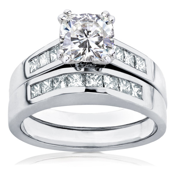 Golden Yaffie Bridal Ring Set with Cushion-cut Moissanite and Diamond, 1 3/4ct TCW