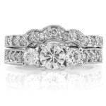 Bridal Bliss with Yaffie 1ct Round Brilliant Diamond Set in Gold