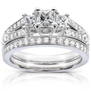 Golden Yaffie Bridal Set with 1ct TDW Princess-Cut Diamond