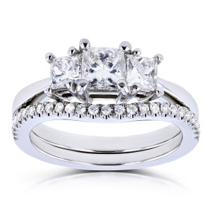 Royal Radiance: Yaffie White Gold 3 Stone Princess Bridal Set with 1 1/8ct TDW Diamonds
