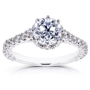 Sparkling Yaffie White Gold Engagement Ring with Round Brilliant Diamond and Elegant Standing Halo