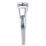 Shimmering Yaffie White Gold Engagement Ring with a Brilliant 1ct Cushion Diamond