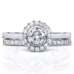 Sparkling Yaffie White Gold Diamond Bridal Set with Round Cut 3/4ct TDW and Halo Design.