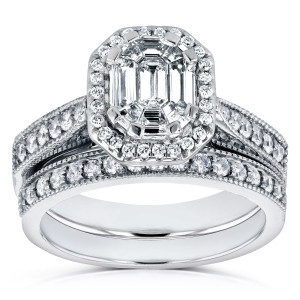 Art Deco Bridal Set with 4/5ct Emerald and Round Diamond in Cathedral Setting of Yaffie White Gold