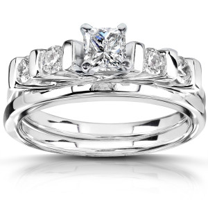 Bridal Set with Yaffie 5/8 ct TDW Diamond in White Gold