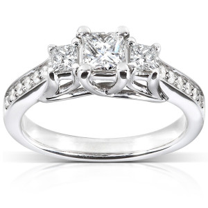 Shimmering Yaffie Diamond Engagement Ring, 5/8 ct TDW in White Gold