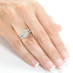 The Yaffie Bridal Set - 7/8ct TDW Diamond with a White Gold Finish.