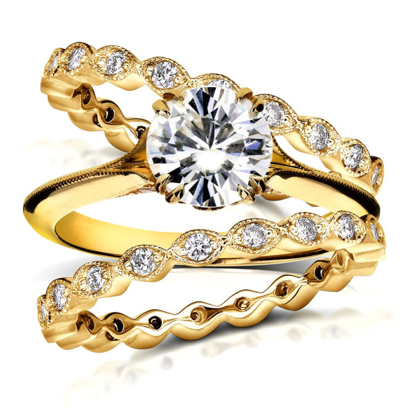 Floral Antique Double Ring with 1ct Round Moissanite & 3/4ct TDW Diamonds in Yaffie Gold