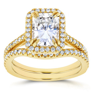Radiant Yaffie Gold Bridal Set with Moissanite and Diamond Halo