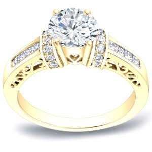 Sparkling Yaffie Gold Engagement Ring with 1.25ct Total Diamond Weight