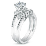 Yaffie Gold Diamond Engagement Set with 5 Sparkling Stones at 1ct TDW