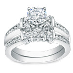 Yaffie Gold Diamond Engagement Set with 5 Sparkling Stones at 1ct TDW