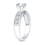 Engage in Elegance with Yaffie 1ct TDW Round Diamond Ring in Radiant Gold