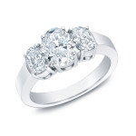 Certified 3-Stone Yaffie Gold Diamond Ring with 2ct TDW