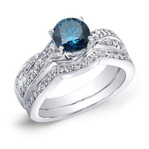 Stunning Blue and White Diamond Bridal Ring Set with Yaffie Gold, 0.75ct Total Diamond Weight
