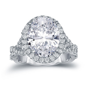 Certified Oval Diamond Halo Engagement Ring with Yaffie Gold, boasting 5.75ct TDW