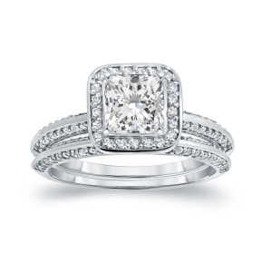 Certified Princess-cut Diamond Halo Bridal Ring Set in Yaffie White Gold, featuring 1 1/2ct TDW
