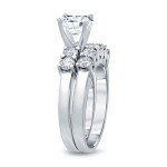 Dazzling Yaffie Round Diamond Bridal Ring Set in 1 1/2ct TDW White Gold