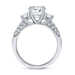 Certified Round Diamond Engagement Ring with 1 3/4ct TDW, elegantly crafted by Yaffie in White Gold.
