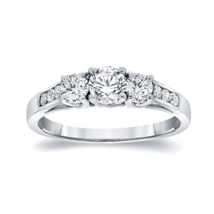 Yaffie 9-Stone Round Diamond Ring in White Gold with 1/2ct Total Diamond Weight