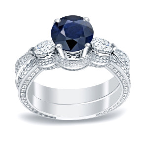Luxe Bridal Set with 1/2ct Blue Sapphire and 1/3ct TDW Diamonds in Yaffie Platinum
