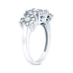 Sparkling Yaffie Diamond Ring: A Deluxe Cluster of 1ct TDW Platinum Brilliance