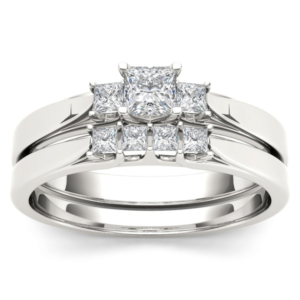 Elegant Trio Diamond Engagement Ring Set with White Gold Band