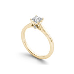 Yaffie Gold Princess-Cut Diamond Ring: Timelessly Stunning!