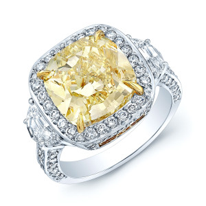 Platinum Engagement Ring with Yellow Diamond and White Diamond Halo by Yaffie Gia