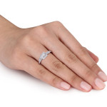 Princess-cut Diamond Ring with 1/4ct TDW in Yaffie White Gold