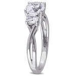 Dazzling Yaffie White Gold Ring with Cushion-Shaped White Sapphire and Diamonds.