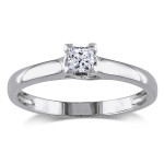 Certified IGL Diamond Solitaire Engagement Ring - 1/4ct in Yaffie Gold