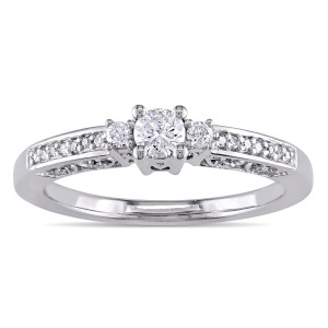 Jewel-encrusted Yaffie White Gold 3-stone Promise Ring with 1/4ct TDW Diamond