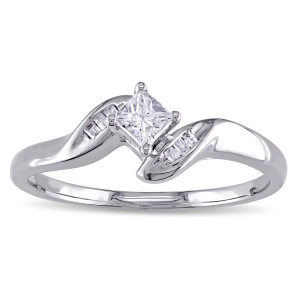 Yaffie Princess-Cut Diamond Promise Ring in White Gold