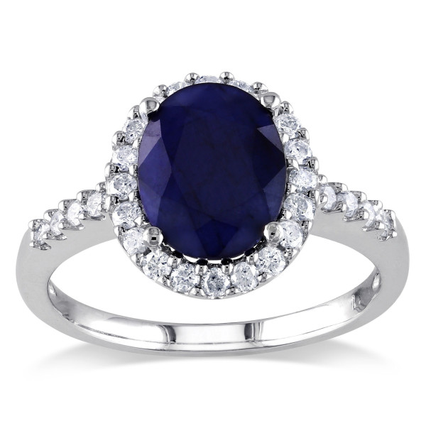 Elegant White Gold Ring with Sapphire and Diamond Halo