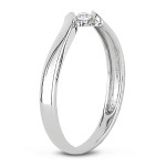 Yaffie Dazzling White Gold Diamond Promise Ring with a Solitaire Round Gemstone