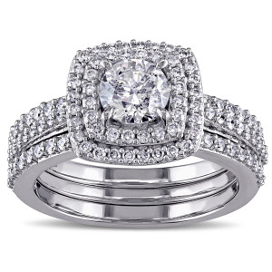 The Dazzling White Gold Bridal Ring Set by Yaffie Signature Collection with 1 1/2ct TDW Diamond Halo.