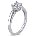 Yaffie Gold Solitaire Diamond Ring, an Exquisite Signature Addition