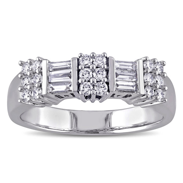 Yaffie White Gold Baguette Diamond Ring- 1/2ct Shimmering Brilliance for Romantic Exchange