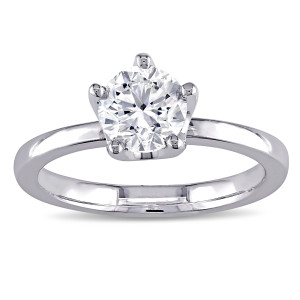 Yaffie Chic White Gold 1ct Solitaire Engagement Ring from the Signature Collection