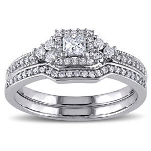 Yaffie White Gold Princess-cut Diamond Bridal Ring Set - 5/8ct and Certified!