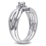Sterling Silver Bridal Ring set with Princess and Round-cut Diamonds, Featuring a stylish Split Shank and a Total Diamond Weight of 1/4ct.